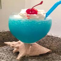 Twisted Blue Hawaiian Cocktail_image