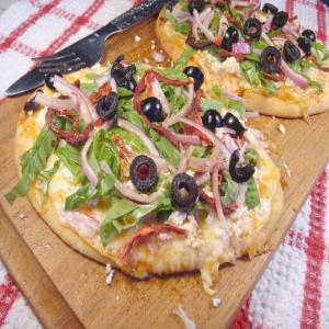 Greek-Style Spinach-Olive Pizza (Vegetarian) image