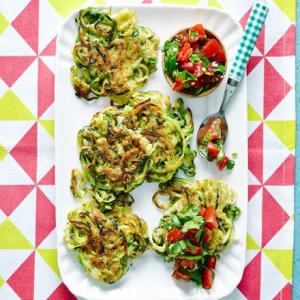 Courgetti fritters with tomato salsa_image