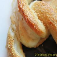 Disney World Soft Pretzels with Cream Cheese Filling Recipe - (4/5)_image