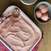 Strawberry ice cream_image
