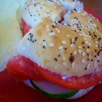 vegetarian bagel sandwich image