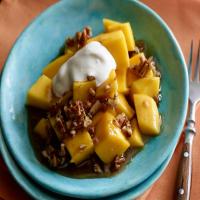 Mangoes Foster with Creme Fraiche_image