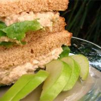 Darra's Famous Tuna Waldorf Salad Sandwich Filling_image