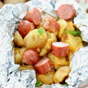 Campfire Hot Dog and Potato Packets_image
