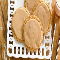 Easy Iced Oatmeal-Cardamom Cookies_image