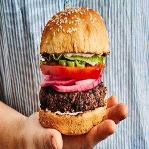 Easiest-Ever Grilled Veggie Burgers Recipe_image