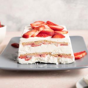 Creamy Strawberry Icebox Cake image
