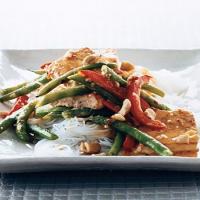 Seared Tofu with with Green Beans and Asian Coconut Sauce_image
