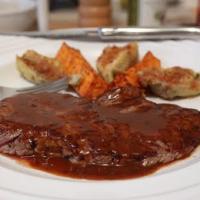 Minute Steaks with Barbeque Butter Sauce_image