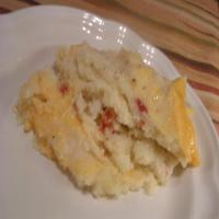 Dressed Up Cheesy Smashed Potatoes - Dee Dee's_image