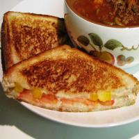 Grilled Cheese With a Twist_image