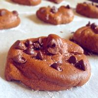 Chocolate Air Cookies with Chocolate Chips_image