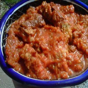 Chicarron en salsa de tomate/ Pork rind in a tomato sauce_image