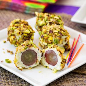 Blue Cheese Grapes with Spicy, Toasted Pistachios Recipe - (4.5/5)_image