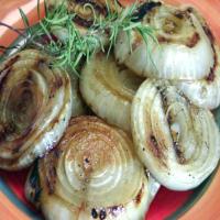 Grilled Onion With Rosemary_image