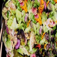 Green Salad with Pickled-Shallot Vinaigrette_image
