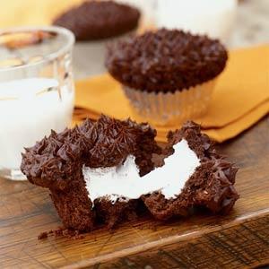 Devil's Food Cupcakes with Marshmallow Filling_image