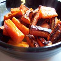 Roasted Carrots With Lemon Dressing image