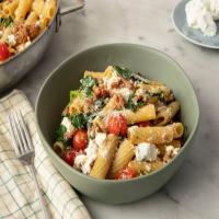 Rigatoni with Sausage, Spinach, and Goat Cheese image