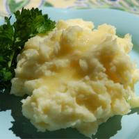 Slow Cooker Mashed Potatoes image