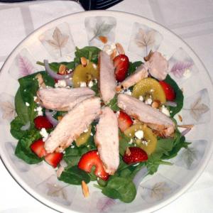 Strawberry and Kiwi Spinach Salad With Grilled Chicken Breast image