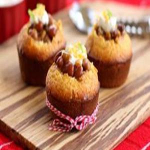 Chili-Stuffed Cornbread Muffins_image