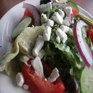 Feta Greek Salad image