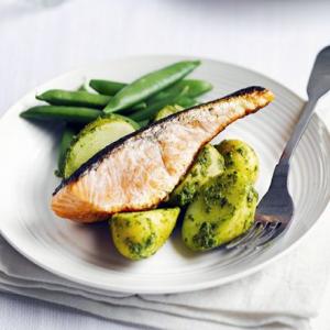 Salmon with salsa verde new potatoes_image