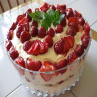 Gladys' Angelic Strawberry Dessert image