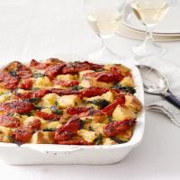 Sourdough Strata With Tomatoes and Greens_image