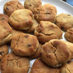 Famous Amos Chocolate Chip Cookies_image