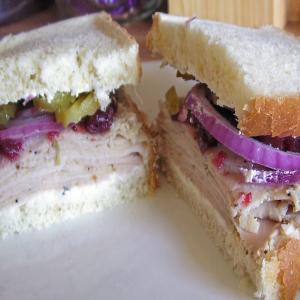 Cranberry Turkey Sandwich on Sourdough Non-Dairy_image
