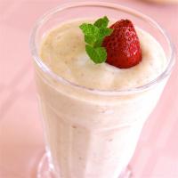 Asian Pear and Strawberry Smoothie image
