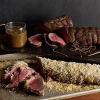 Rosemary-Crumb Beef Tenderloin with Pancetta-Roasted Tomatoes_image