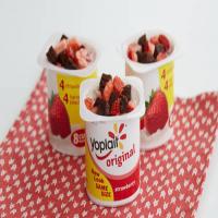 Double Berry Brownie Yogurt Cup_image