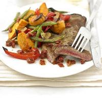 Steak & roast vegetables with sundried tomato dressing_image