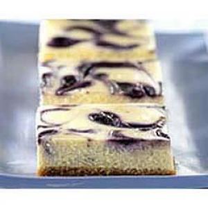 PHILLY® Blueberry Swirl Cheesecake_image