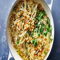 Linguine With Crisp Chickpeas and Rosemary image