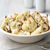 Roasted Cauliflower with Garlic and Herbs_image