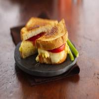 Scrambled Egg-Grilled Cheese Sandwiches_image
