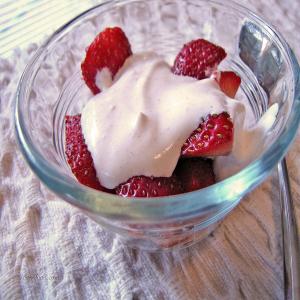 Strawberries With Cinnamon Cream image