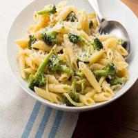 Garlic Oil Sauteed Pasta with Broccoli_image