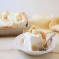 Banana Cream Slab Pie image