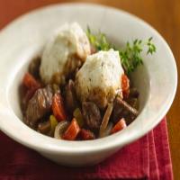 Slow-Cooker Burgundy Stew with Herb Dumplings_image