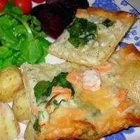 Smoked Salmon and Goat Cheese Pizza_image