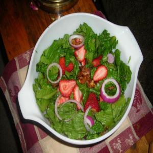 Strawberry Salad with Poppy seed dressing_image