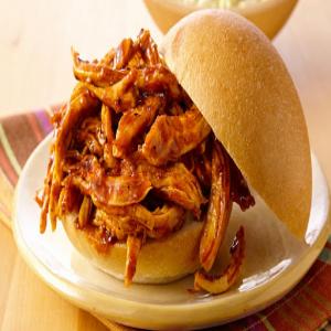 Slow Cooker BBQ Pulled Chicken Recipe - (4.3/5)_image