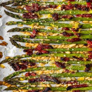 Oven Roasted Asparagus Recipe with Sun Dried Tomatoes & Parmesan_image