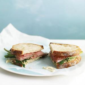 Roast Beef Sandwiches with Celery-Root Remoulade_image
